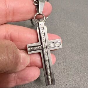 Diamanté Men’s Stainless Steel Rope Chain & Cross Pendant W/ Rhinestones